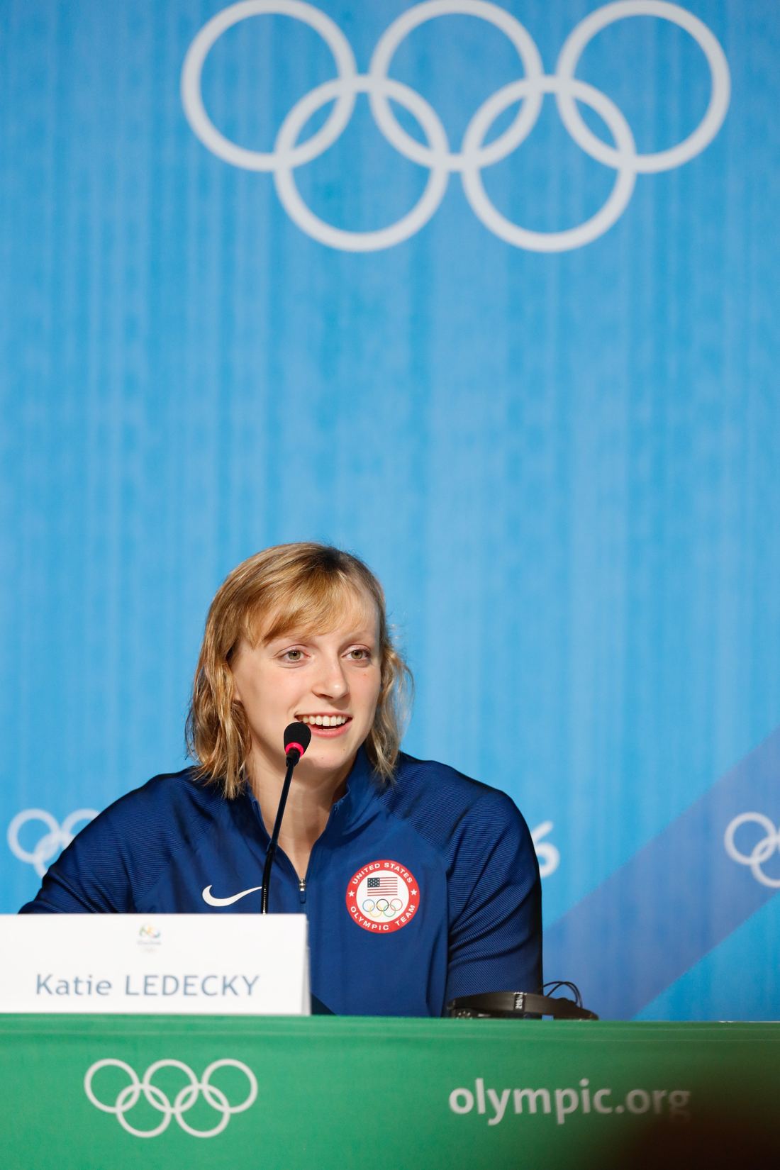 Katie Ledecky swimming freestyle in 2016