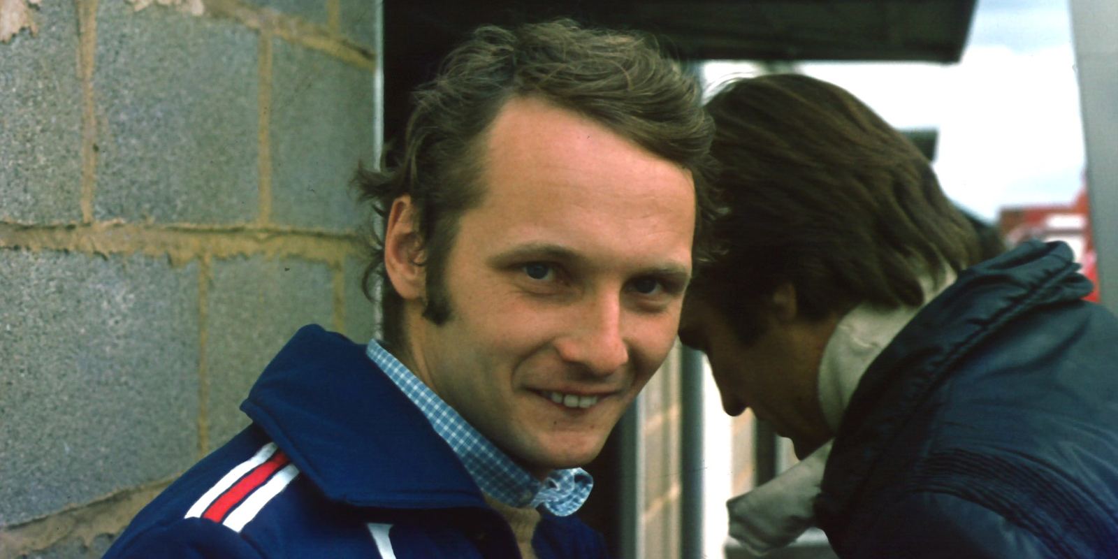 Niki Lauda driving a Ferrari at the 1975 British Grand Prix